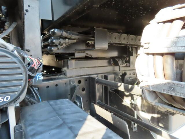 いすゞエルフセーフティローダー小型（2t・3t）[写真35]