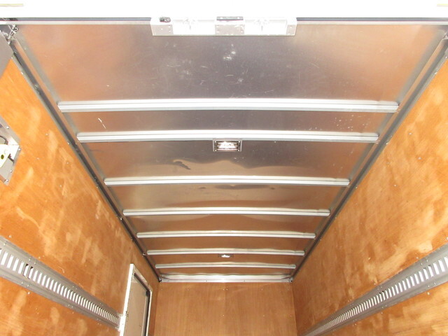 日野デュトロアルミバン小型（2t・3t）[写真12]