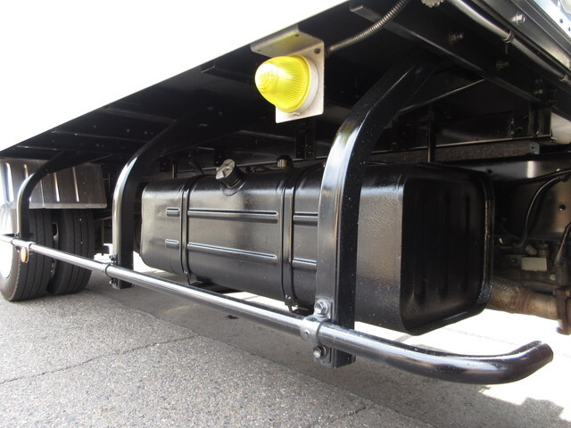 日野デュトロアルミバン小型（2t・3t）[写真36]