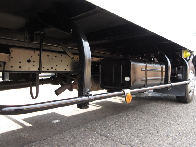 日野デュトロアルミバン小型（2t・3t）[写真37]