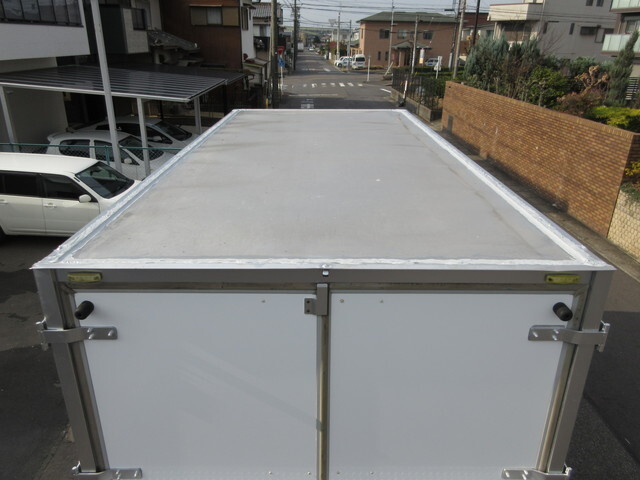 日野デュトロアルミバン小型（2t・3t）[写真40]