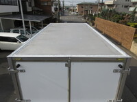 日野デュトロアルミバン小型（2t・3t）[写真41]