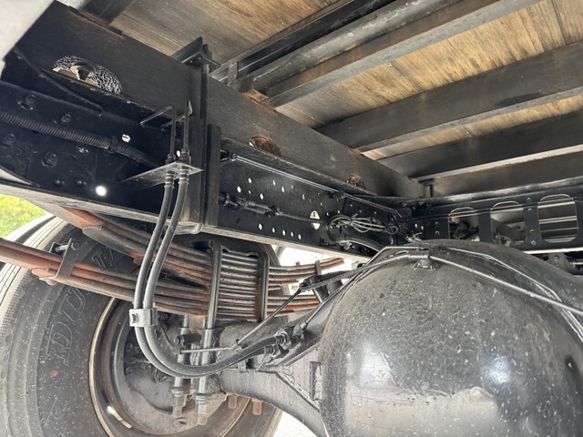 三菱ふそうファイター平ボディ中型（4t）[写真19]