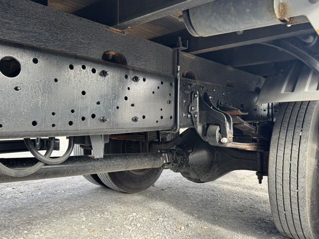 三菱ふそうファイター平ボディ中型（4t）[写真22]