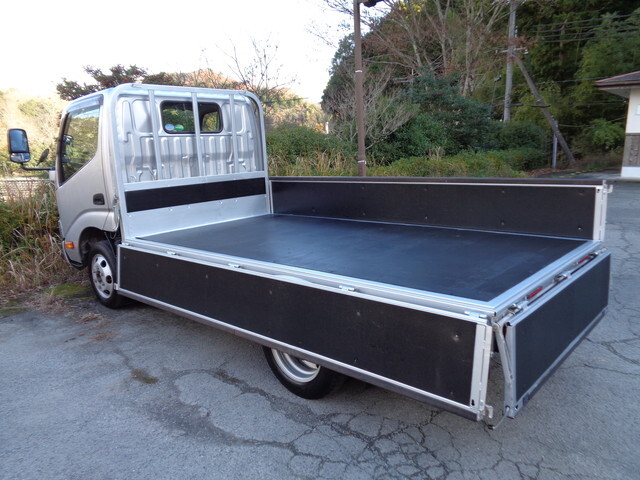 トヨタその他の車種平ボディ小型（2t・3t）[写真11]