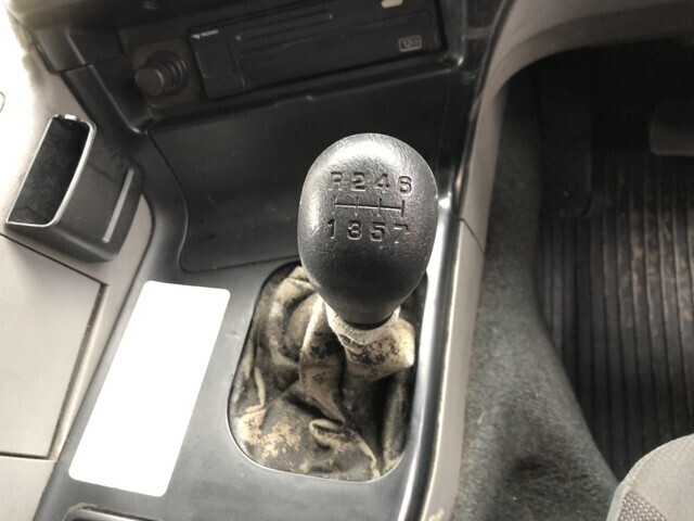 三菱ふそうスーパーグレートパネルウイング大型（10t）[写真33]