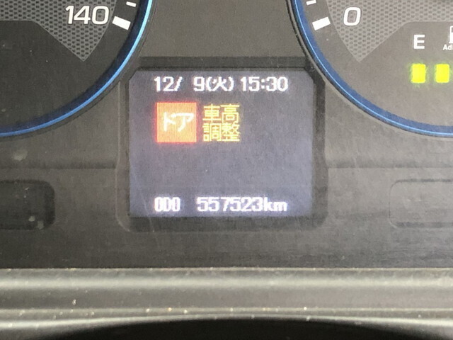 三菱ふそうスーパーグレートパネルウイング大型（10t）[写真35]