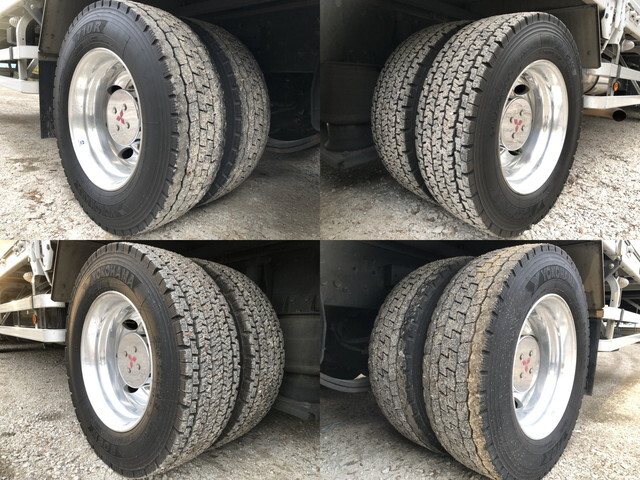 三菱ふそうスーパーグレートパネルウイング大型（10t）[写真38]