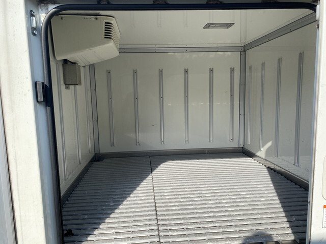 トヨタその他の車種冷凍車（冷蔵車）小型（2t・3t）[写真05]