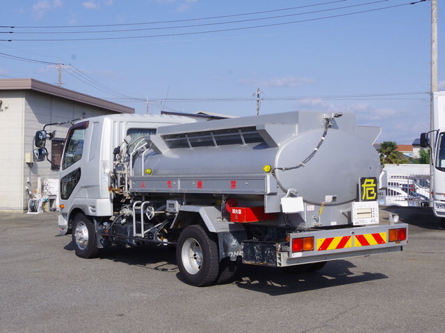 三菱ふそうファイタータンク車（タンクローリー）中型（4t）[写真02]