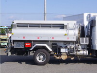 三菱ふそうファイタータンク車（タンクローリー）中型（4t）[写真21]