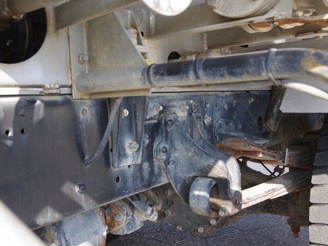 三菱ふそうファイタータンク車（タンクローリー）中型（4t）[写真08]