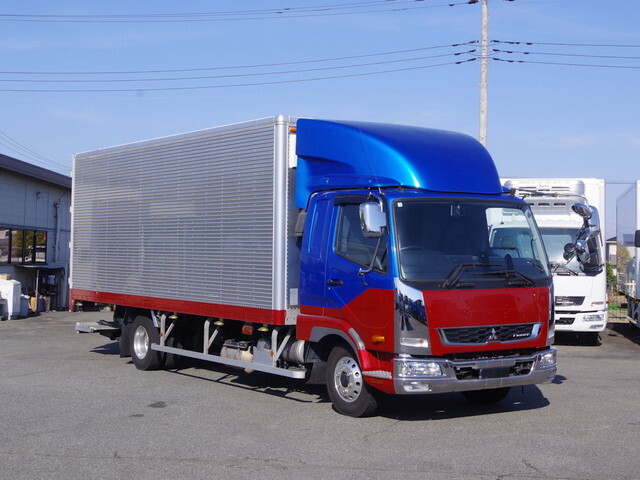 中古ファイターアルミバン