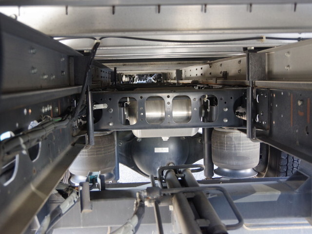 三菱ふそうファイターアルミバン中型（4t）[写真10]