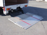 三菱ふそうファイターアルミバン中型（4t）[写真18]