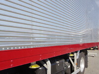 三菱ふそうファイターアルミバン中型（4t）[写真29]