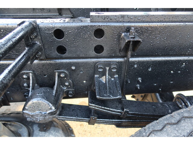 いすゞフォワードダンプ中型（4t）[写真25]