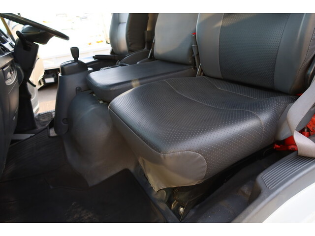 いすゞフォワードダンプ中型（4t）[写真39]