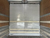 いすゞフォワードアルミウイング中型（4t）[写真14]