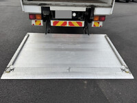 いすゞフォワードアルミウイング中型（4t）[写真17]