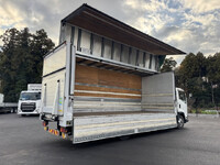 いすゞフォワードアルミウイング中型（4t）[写真02]