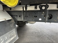 いすゞフォワードアルミウイング中型（4t）[写真35]