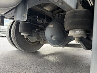 いすゞフォワードアルミウイング中型（4t）[写真37]