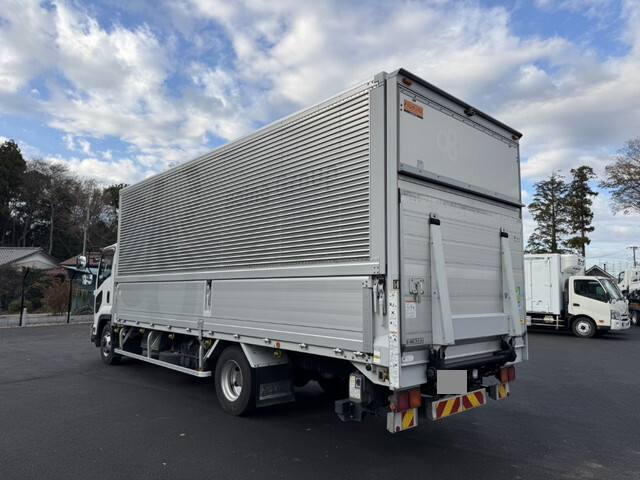 いすゞフォワードアルミウイング中型（4t）[写真04]