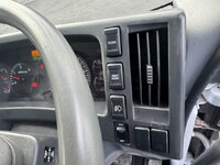 いすゞフォワードアルミブロック中型（4t）[写真14]