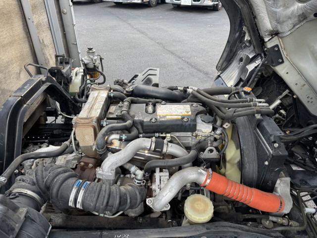 いすゞフォワードアルミブロック中型（4t）[写真26]