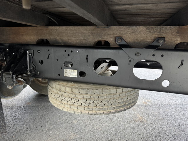 いすゞフォワードアルミブロック中型（4t）[写真29]