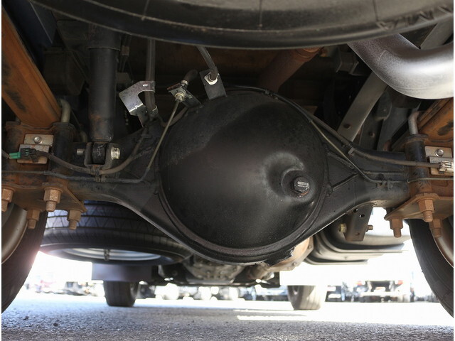 いすゞエルフ平ボディ小型（2t・3t）[写真21]