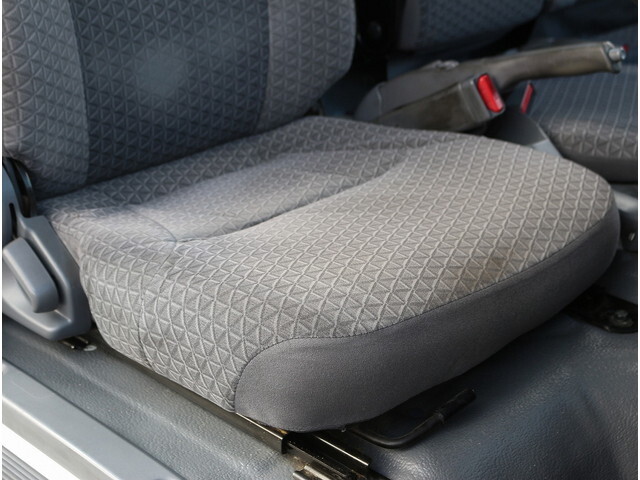 いすゞエルフ平ボディ小型（2t・3t）[写真24]