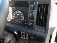 いすゞエルフ平ボディ小型（2t・3t）[写真32]