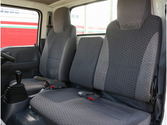 いすゞエルフ平ボディ小型（2t・3t）[写真34]