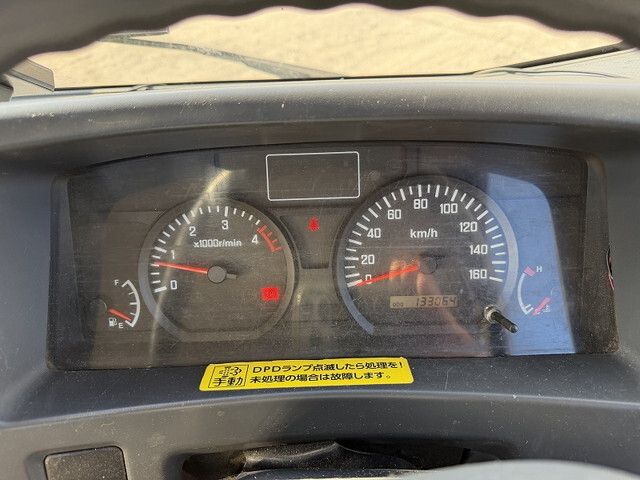 いすゞエルフアルミブロック小型（2t・3t）[写真32]