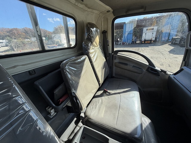 いすゞエルフアルミブロック小型（2t・3t）[写真34]