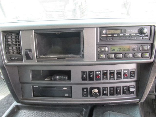 日野プロフィアアルミウイング大型（10t）[写真35]