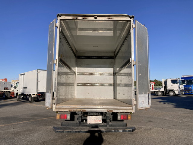 いすゞエルフパネルバン小型（2t・3t）[写真10]