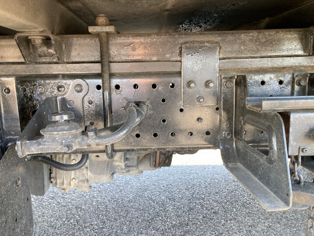 いすゞエルフパネルバン小型（2t・3t）[写真19]