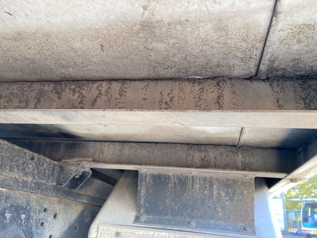 いすゞエルフパネルバン小型（2t・3t）[写真22]