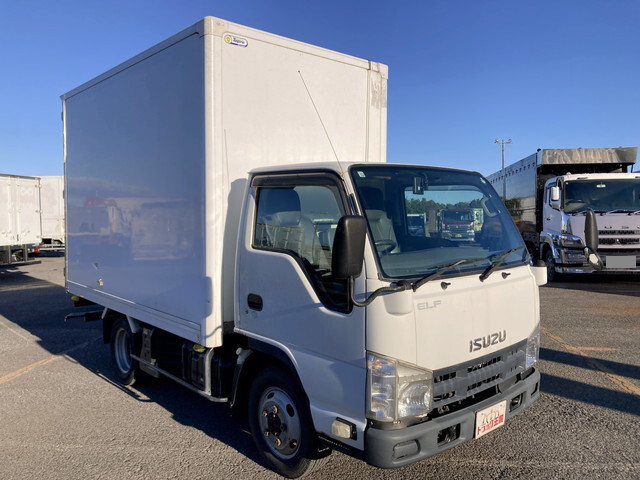 いすゞエルフパネルバン小型（2t・3t）[写真03]
