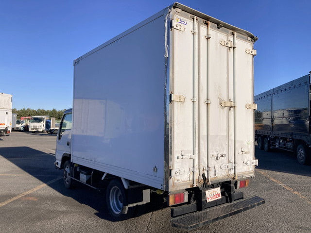 いすゞエルフパネルバン小型（2t・3t）[写真04]