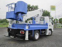 いすゞエルフ高所作業車小型（2t・3t）[写真02]