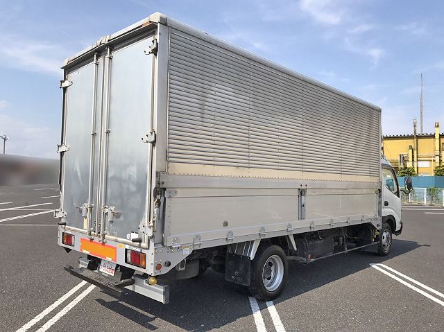 トヨタトヨエースアルミウイング小型（2t・3t）[写真02]