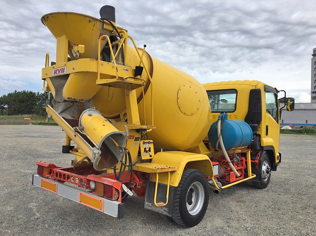 いすゞフォワードミキサー車（コンクリートミキサー）中型（4t）[写真02]