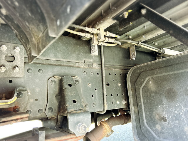 いすゞエルフアルミウイング小型（2t・3t）[写真28]