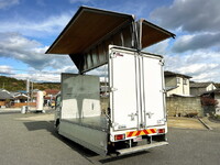 いすゞエルフアルミウイング小型（2t・3t）[写真02]