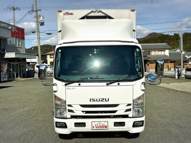 いすゞエルフアルミウイング小型（2t・3t）[写真09]