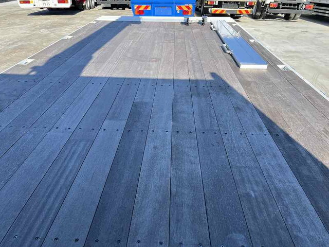 三菱ふそうファイターセルフクレーン3段増トン（6t・8t）[写真19]